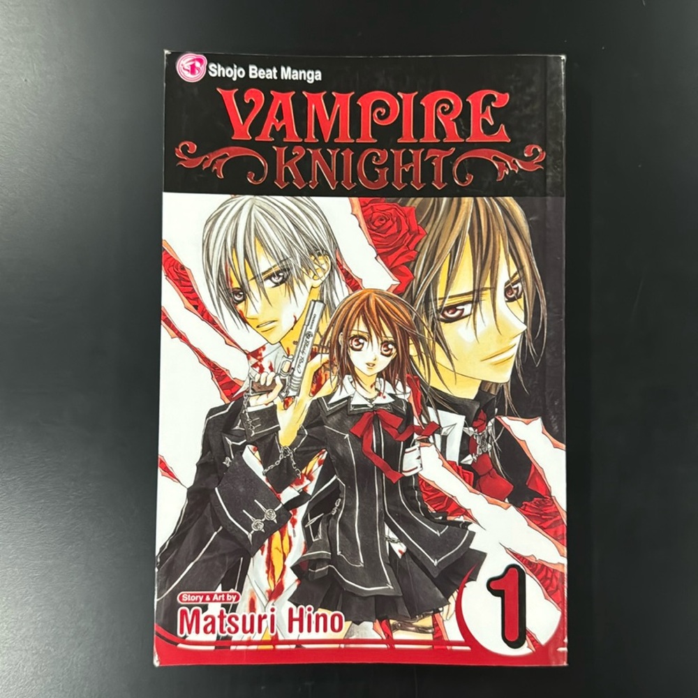 Vampire Knight: Volume 1 by Matsuri Hino - Paperback Manga Novel
